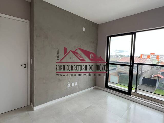 1 Dormitorio pequena sacada e pintura em cimento queimado