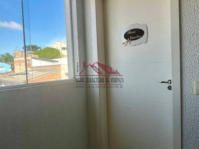 #619 - Apartamento para Venda em Colombo - PR