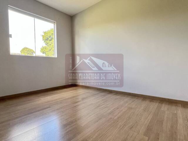 #676 - Apartamento para Locação em Colombo - PR