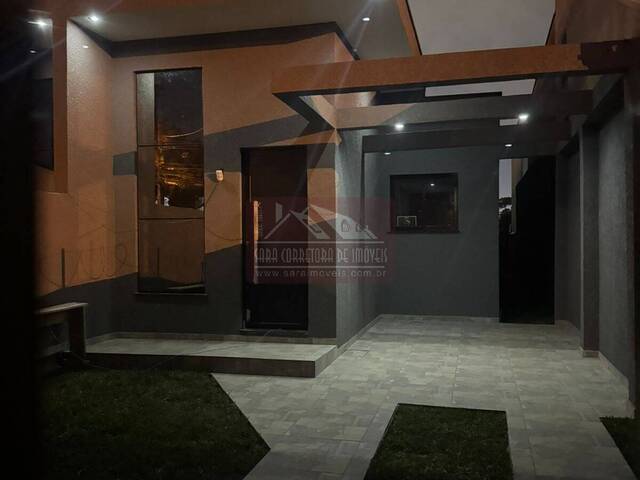 #678 - Casa para Venda em Colombo - PR