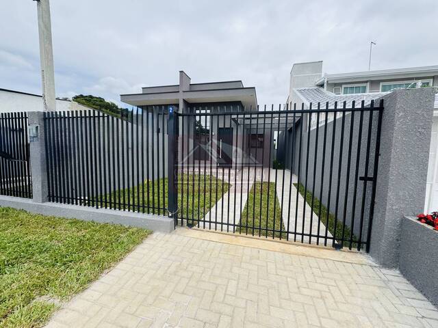 #678 - Casa para Venda em Colombo - PR