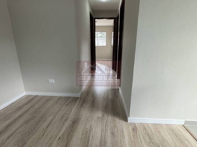 #680 - Apartamento para Venda em Colombo - PR