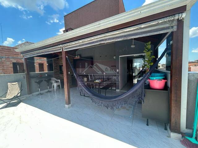 #681 - Apartamento para Venda em Colombo - PR