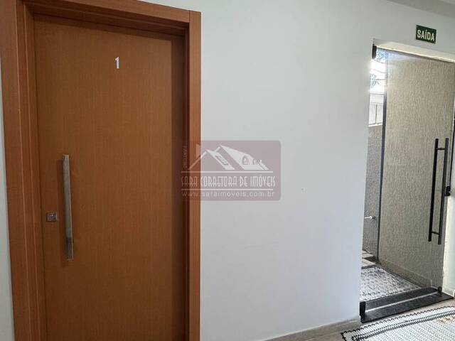 #682 - Apartamento para Locação em Colombo - PR
