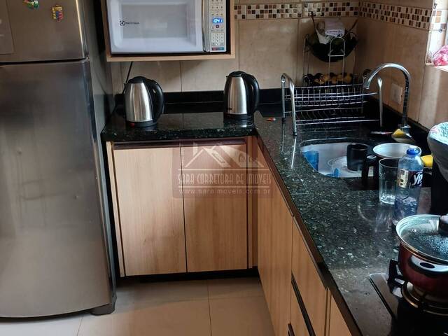 #689 - Apartamento para Venda em Colombo - PR