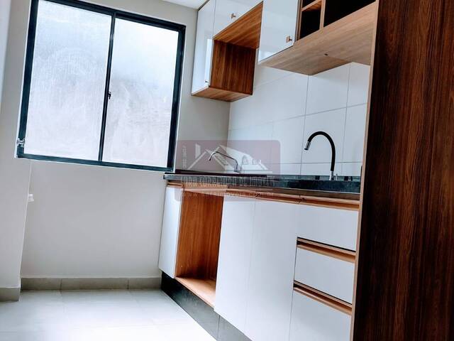 #691 - Apartamento para Venda em Almirante Tamandaré - PR