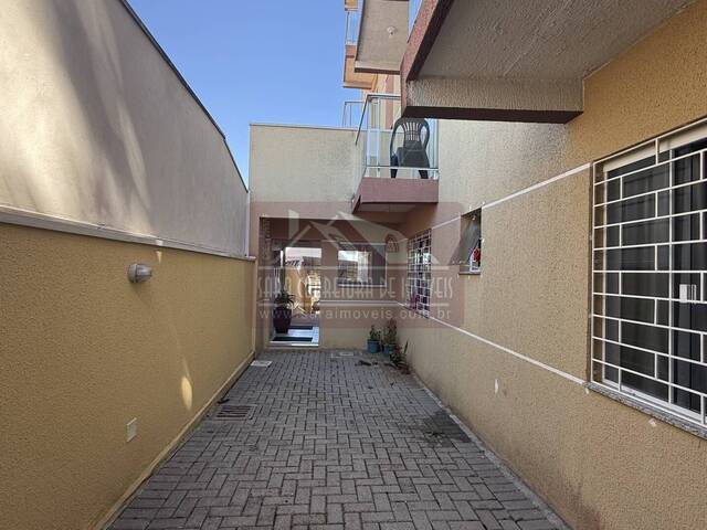 #689 - Apartamento para Venda em Colombo - PR