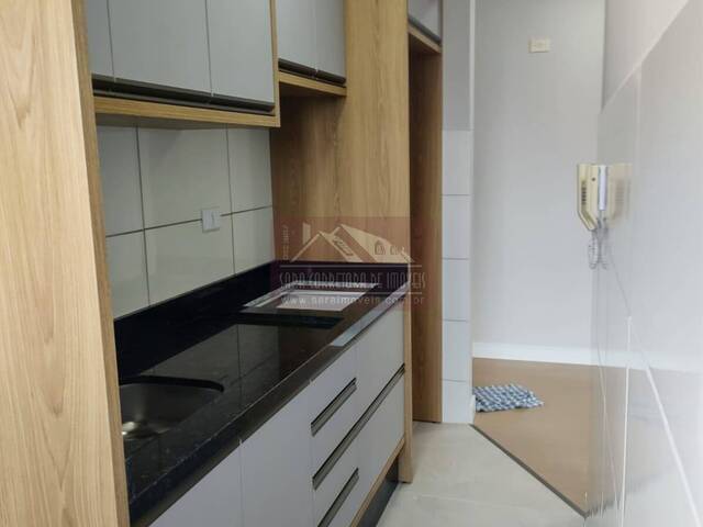 #692 - Apartamento para Venda em São José dos Pinhais - PR