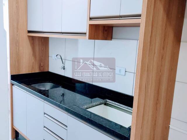 #692 - Apartamento para Venda em São José dos Pinhais - PR