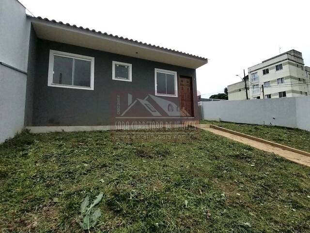 #698 - Casa para Venda em Colombo - PR