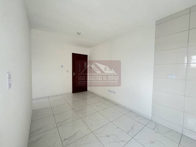 #699 - Apartamento para Venda em Colombo - PR