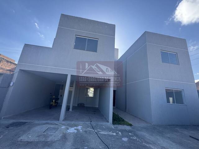 #699 - Apartamento para Venda em Colombo - PR