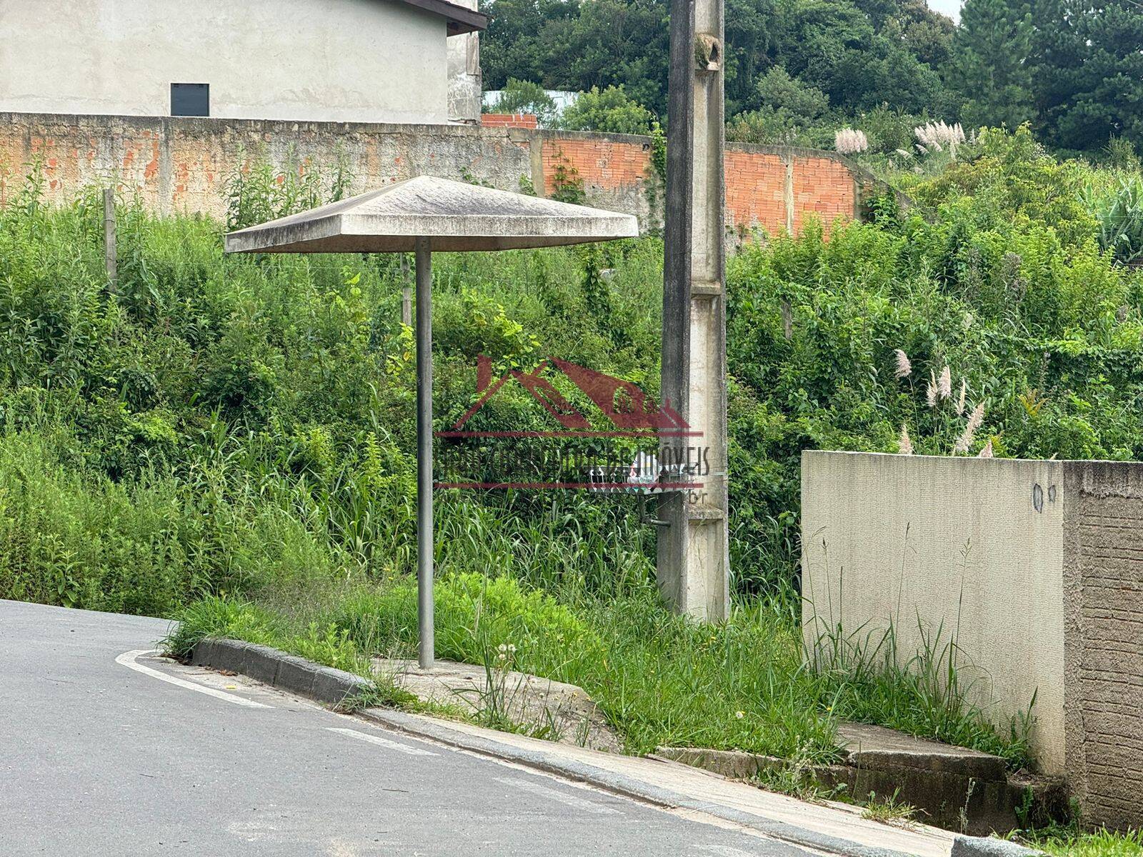 Casa à venda com 2 quartos, 80m² - Foto 13