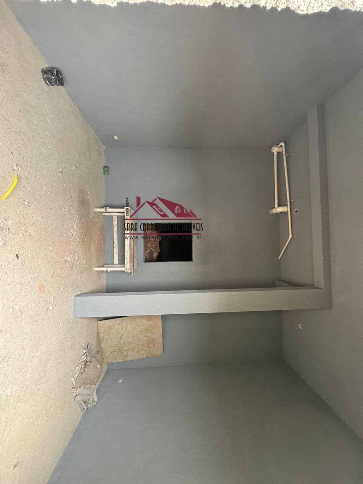 Casa à venda com 2 quartos, 80m² - Foto 4
