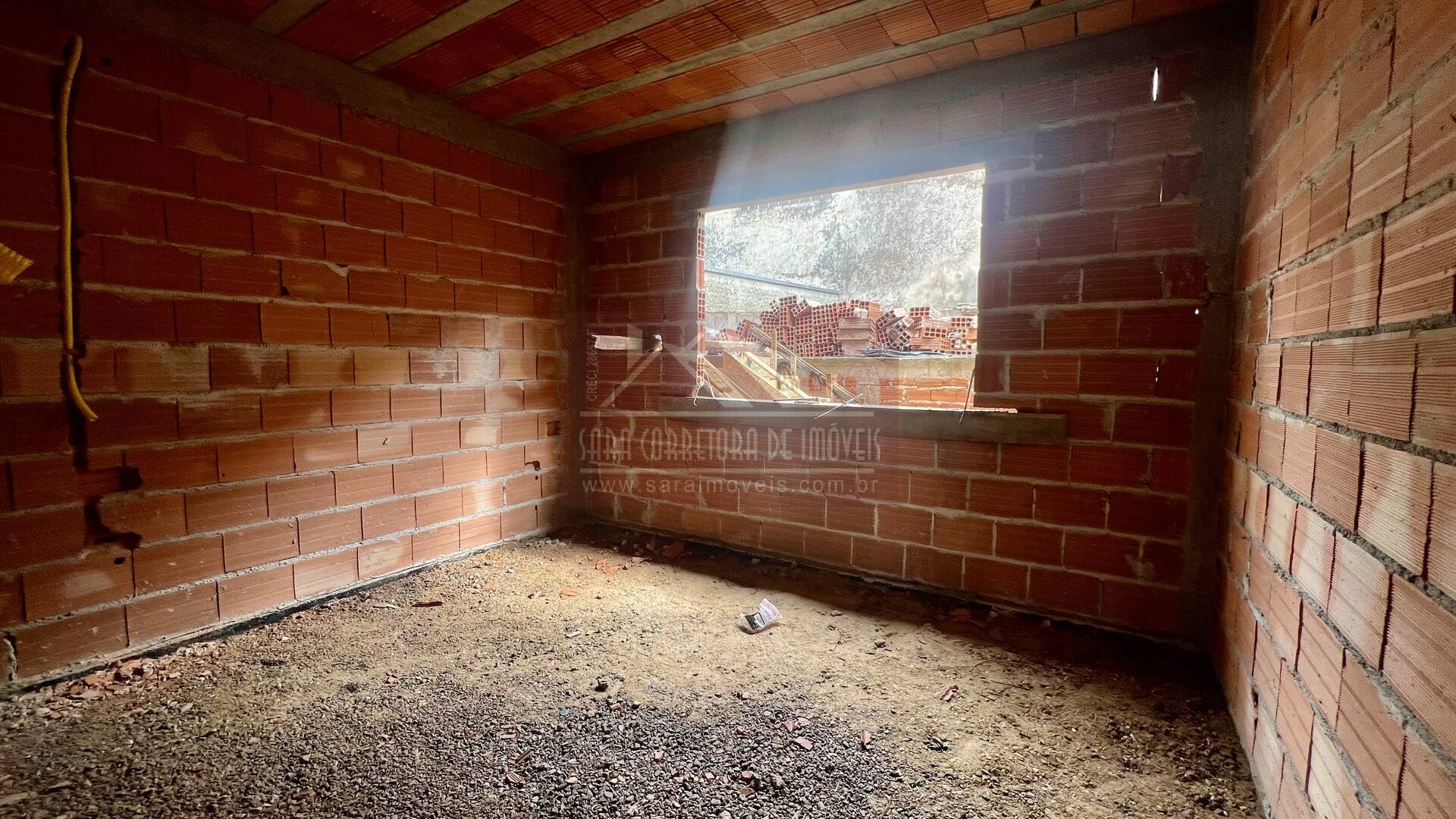 Casa à venda com 3 quartos, 72m² - Foto 4