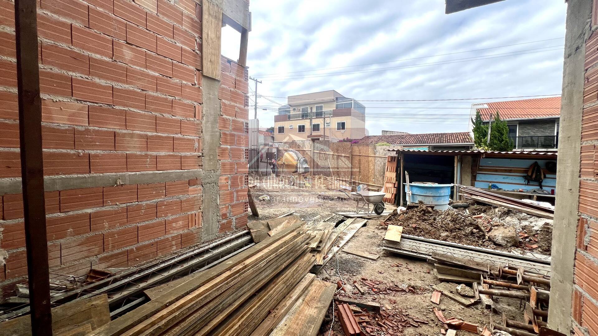 Casa à venda com 3 quartos, 72m² - Foto 5