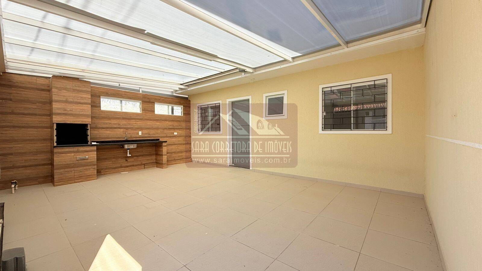 Casa Venda localizada no Bairro Guaraituba - Colombo(PR)